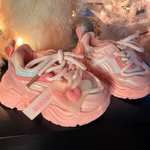 Baby Pink Chunky Sneakers Heart Charm Toddler Shoes Size 6 NWT